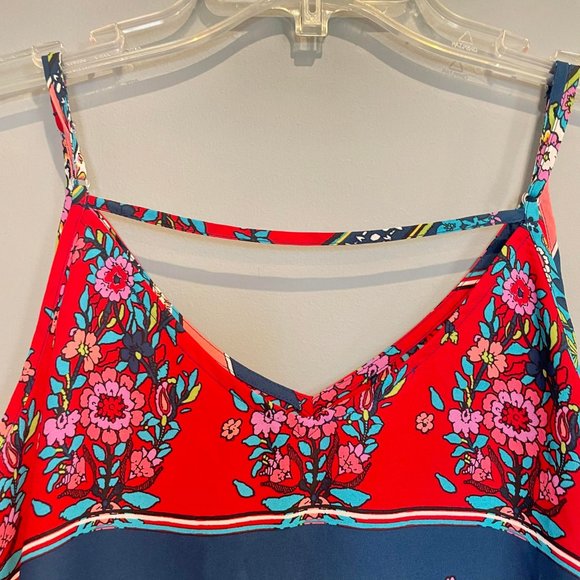 Maurices Women's Spaghetti Strap V-Neck Spaghetti Strap Top Size Medium EUC - Picture 3 of 5